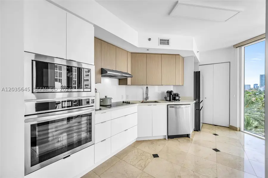 19333 Collins Ave #709, Sunny Isles Beach, FL 33160 - #3