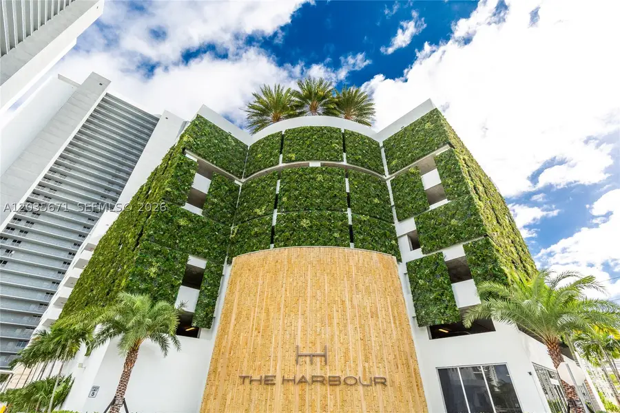 16385 Biscayne Blvd #1805, North Miami Beach, FL 33160 - #2