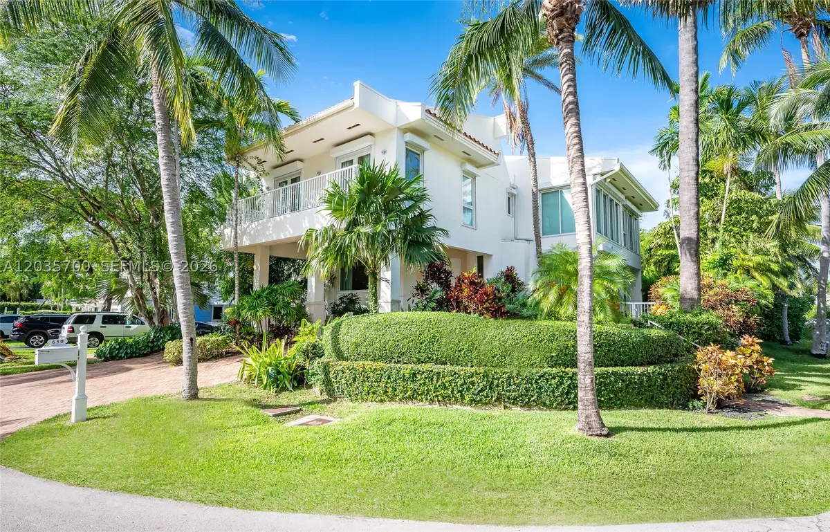 650 Curtiswood Dr, Key Biscayne, FL 33149 - #1