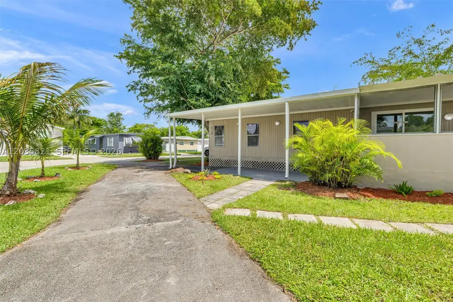 710 NW 217th Way, Pembroke Pines, FL 33029 - #2