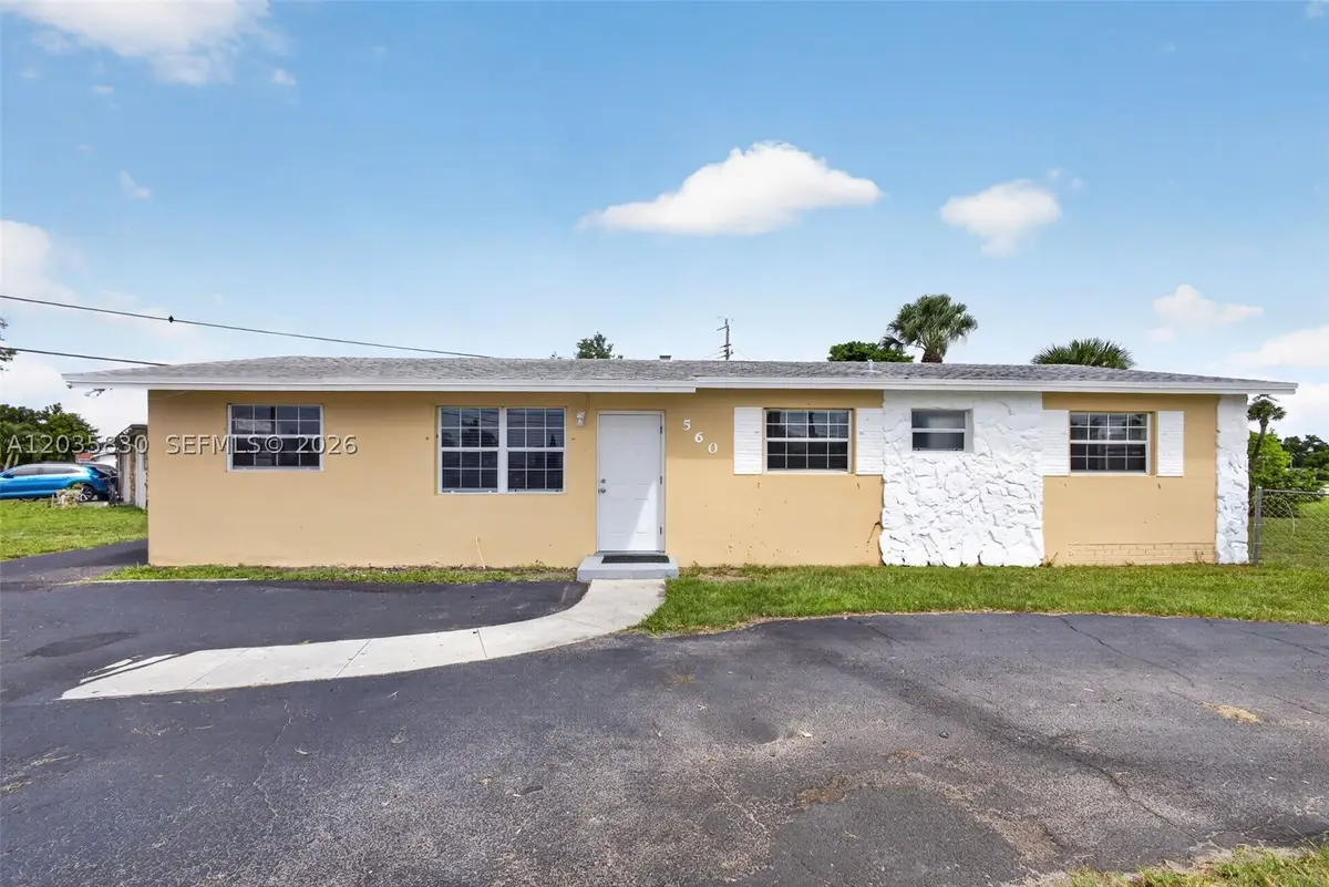 560 W 34th St, Riviera Beach, FL 33404 - #1