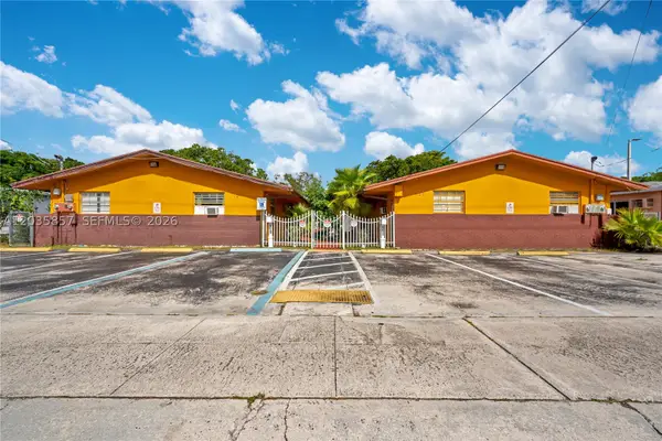 129-131 SE 5th St, Hallandale Beach, FL 33009