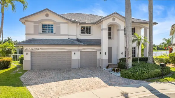2505 Hunters Run Way, Weston, FL 33327