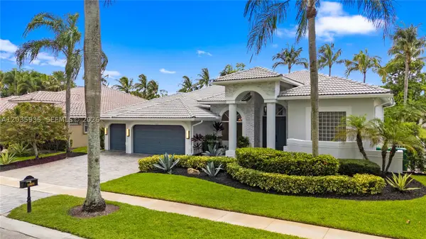 11021 Redhawk St, Plantation, FL 33324