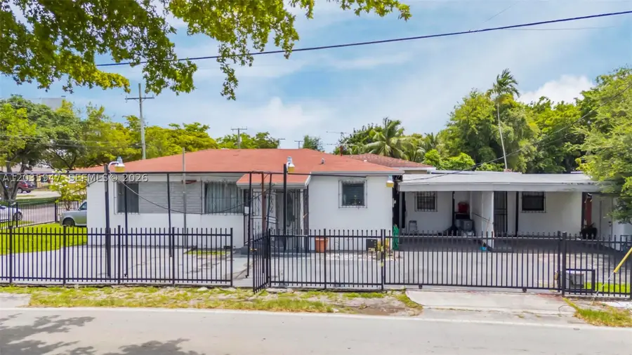 2300 NW 9th St, Miami, FL 33125 - #2