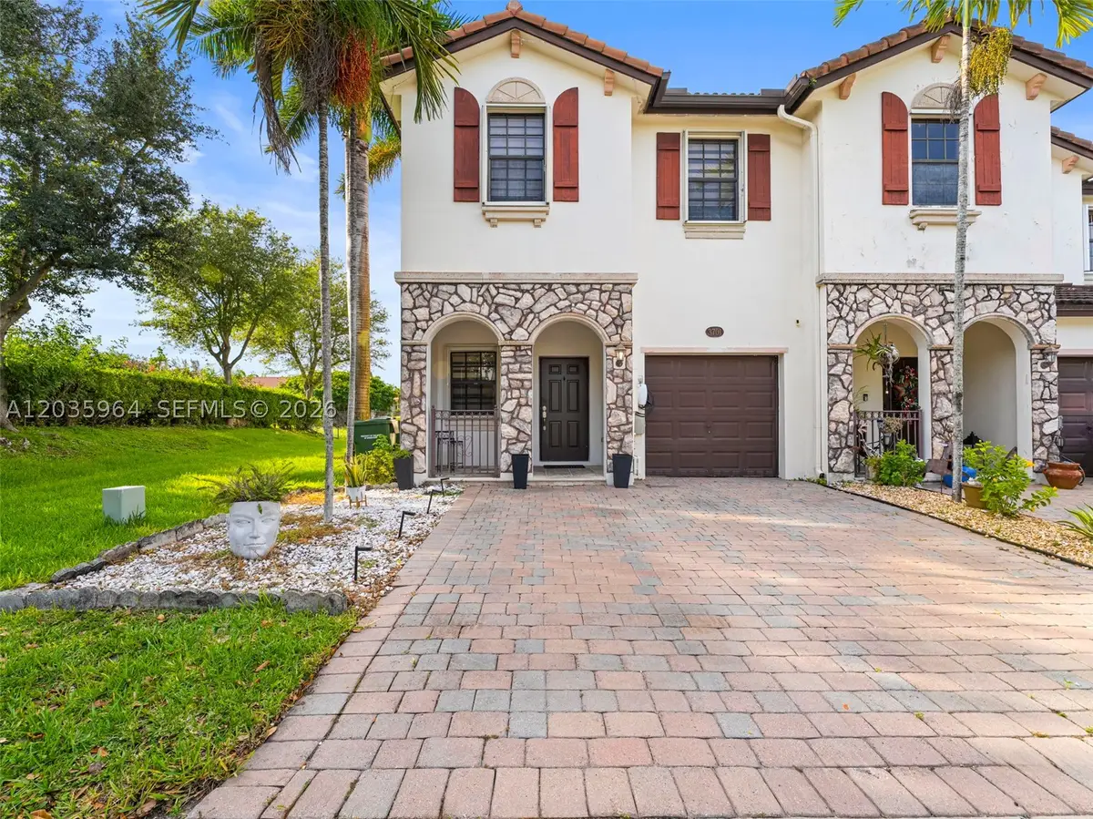 3701 NE 4th St, Homestead, FL 33033 - #1