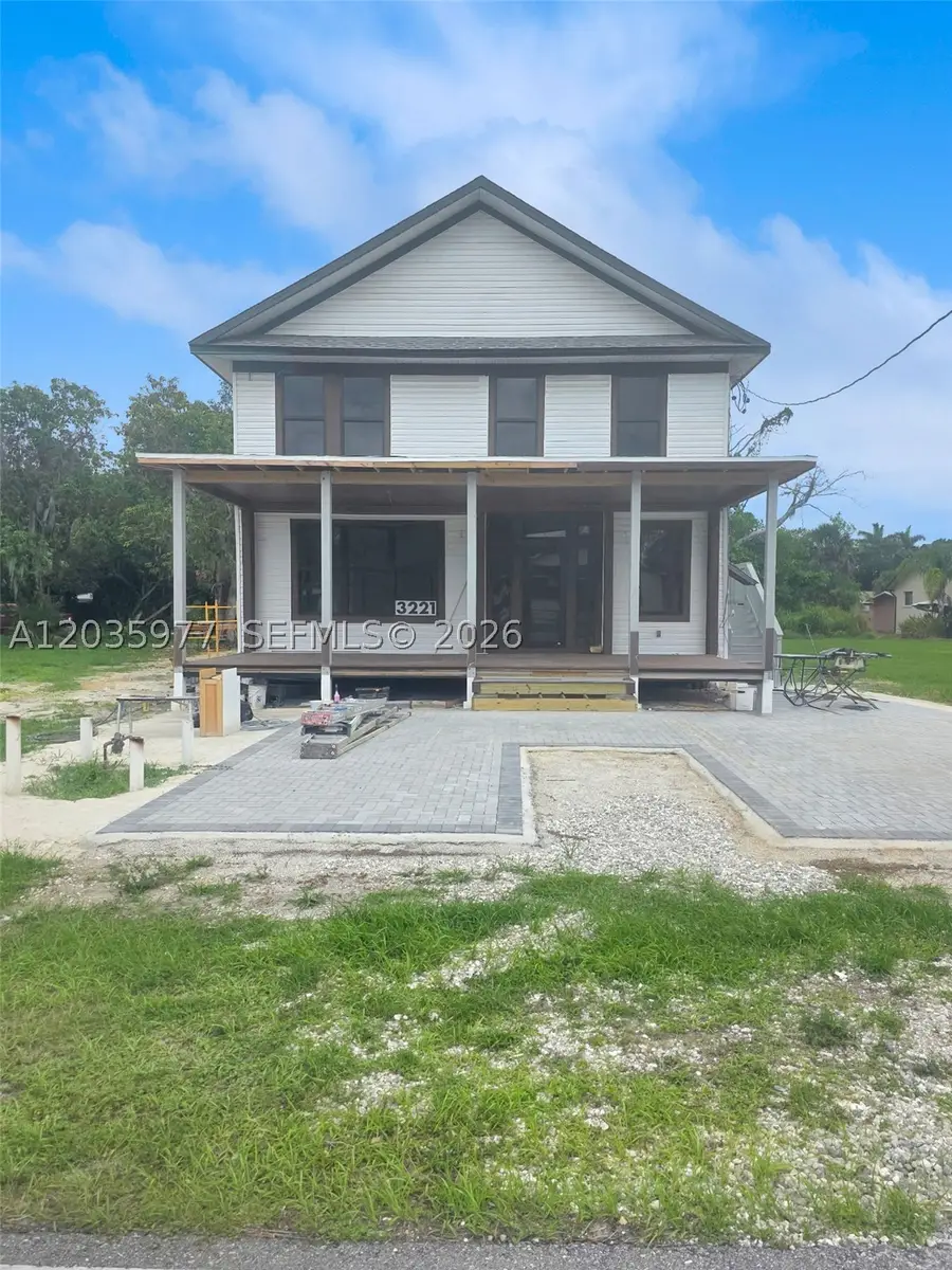 3221 Edgewood, Fort Myers, FL 33916 - #3