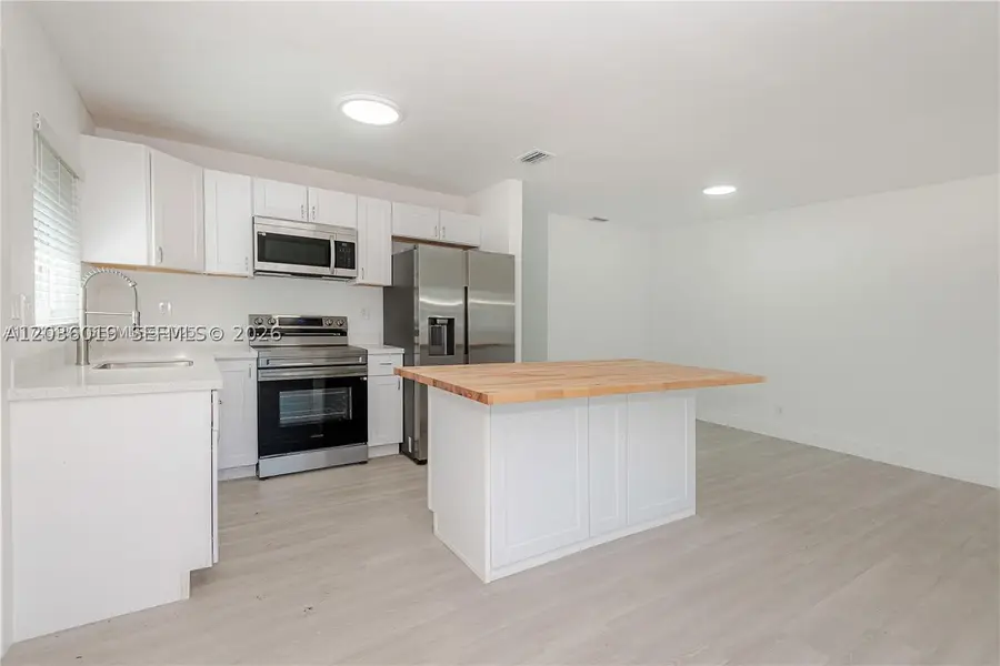 1511-1513 NW 8th Ave, Fort Lauderdale, FL 33311 - #3