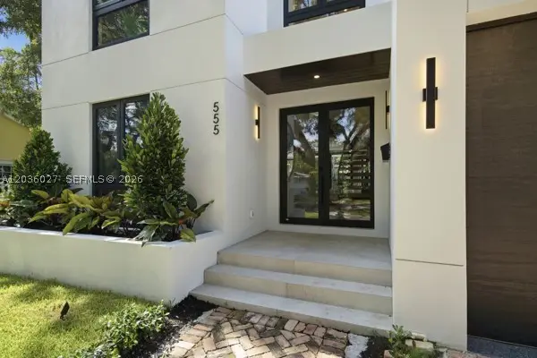555 Catalonia Ave, Coral Gables, FL 33134 - #3