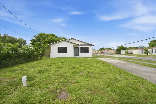 5001 SW 21st St, West Park, FL 33023