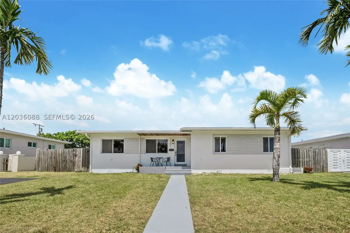 11601 SW 141st St, Miami, FL 33176 - #1
