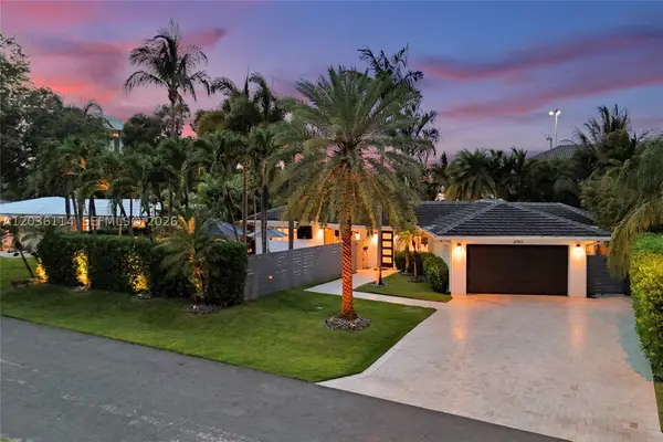 2701 NE 30th St, Fort Lauderdale, FL 33306