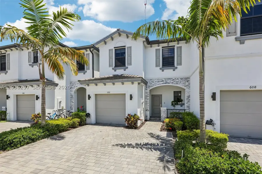 592 NW 203rd Ter, Miami Gardens, FL 33169 - #2
