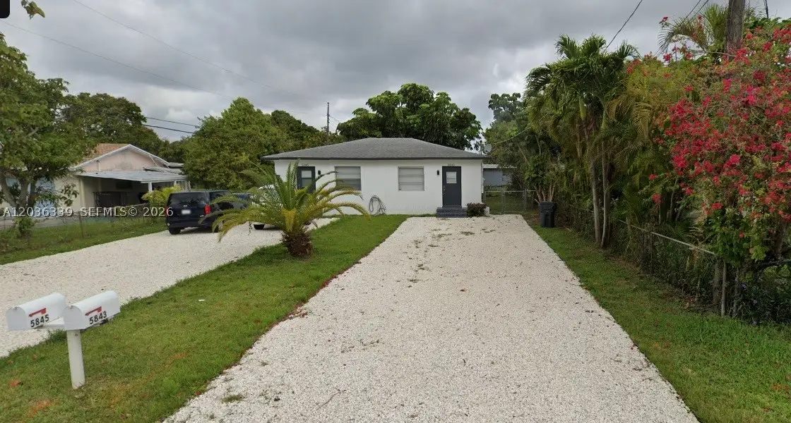 5843 Harding St, Hollywood, FL 33021 - #1