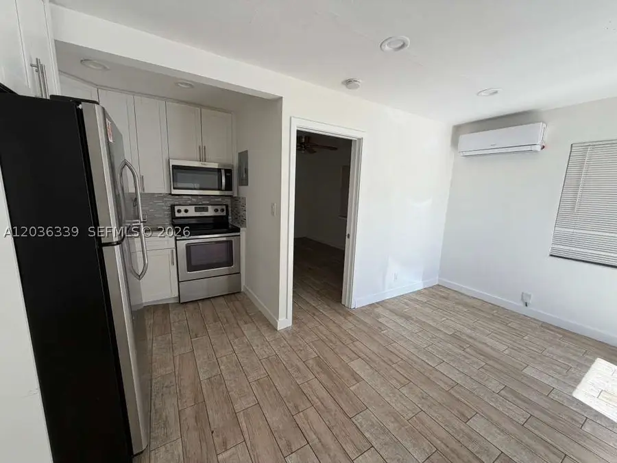 5843 Harding St, Hollywood, FL 33021 - #2