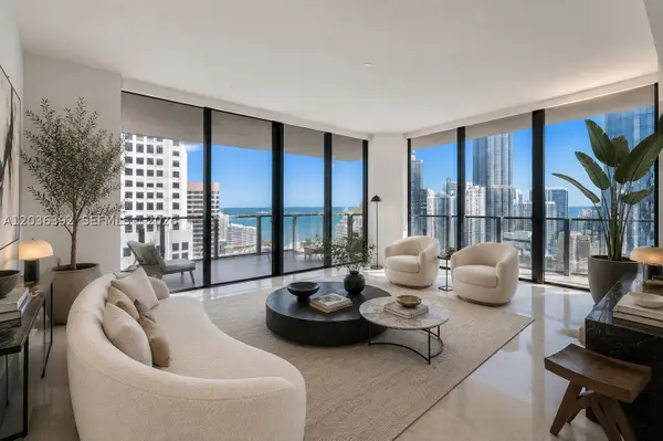 68 SE 6th St #3301, Miami, FL 33131