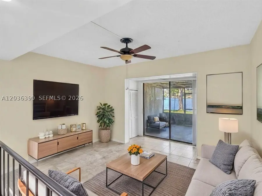 8902 Palm Tree Ln #8902, Pembroke Pines, FL 33024 - #2