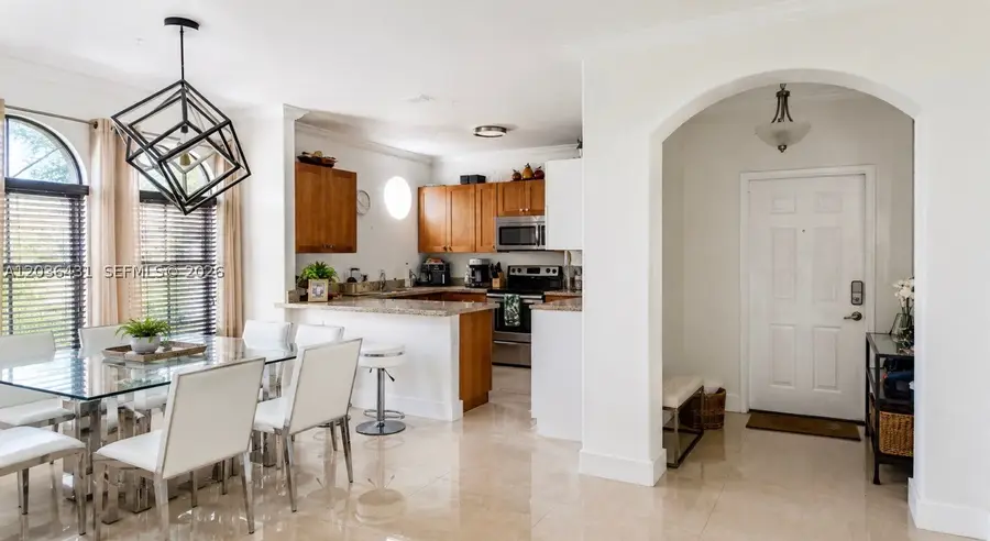 10012 NW 7th St #111, Miami, FL 33172 - #3