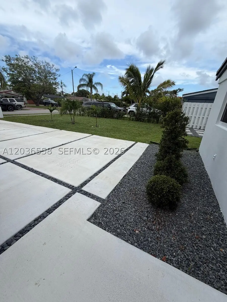 1524 NE 182nd St, North Miami Beach, FL 33162 - #2