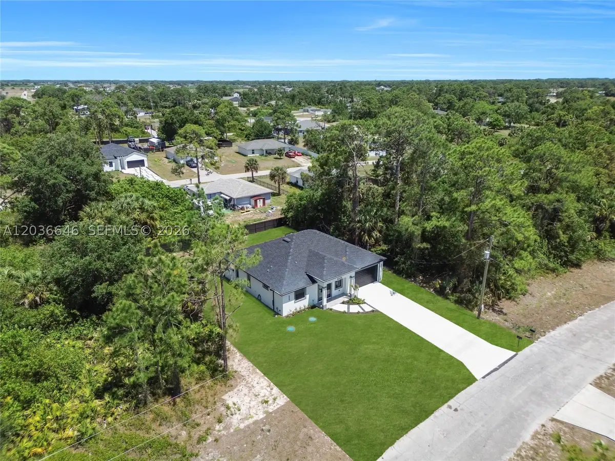 5035 Spinnaker Rd, Port Labelle, FL 33935 - #1