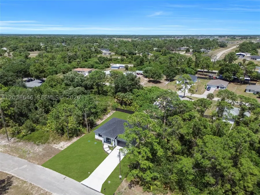 5035 Spinnaker Rd, Port Labelle, FL 33935 - #3