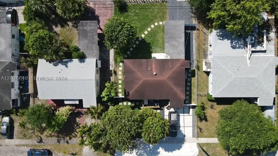 150 NE 169th Ter, North Miami Beach, FL 33162 - #2