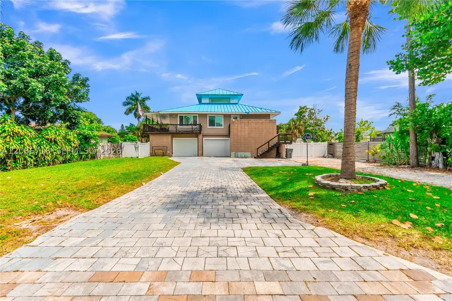 5049 Cleveland Rd, Delray Beach, FL 33484 - #2