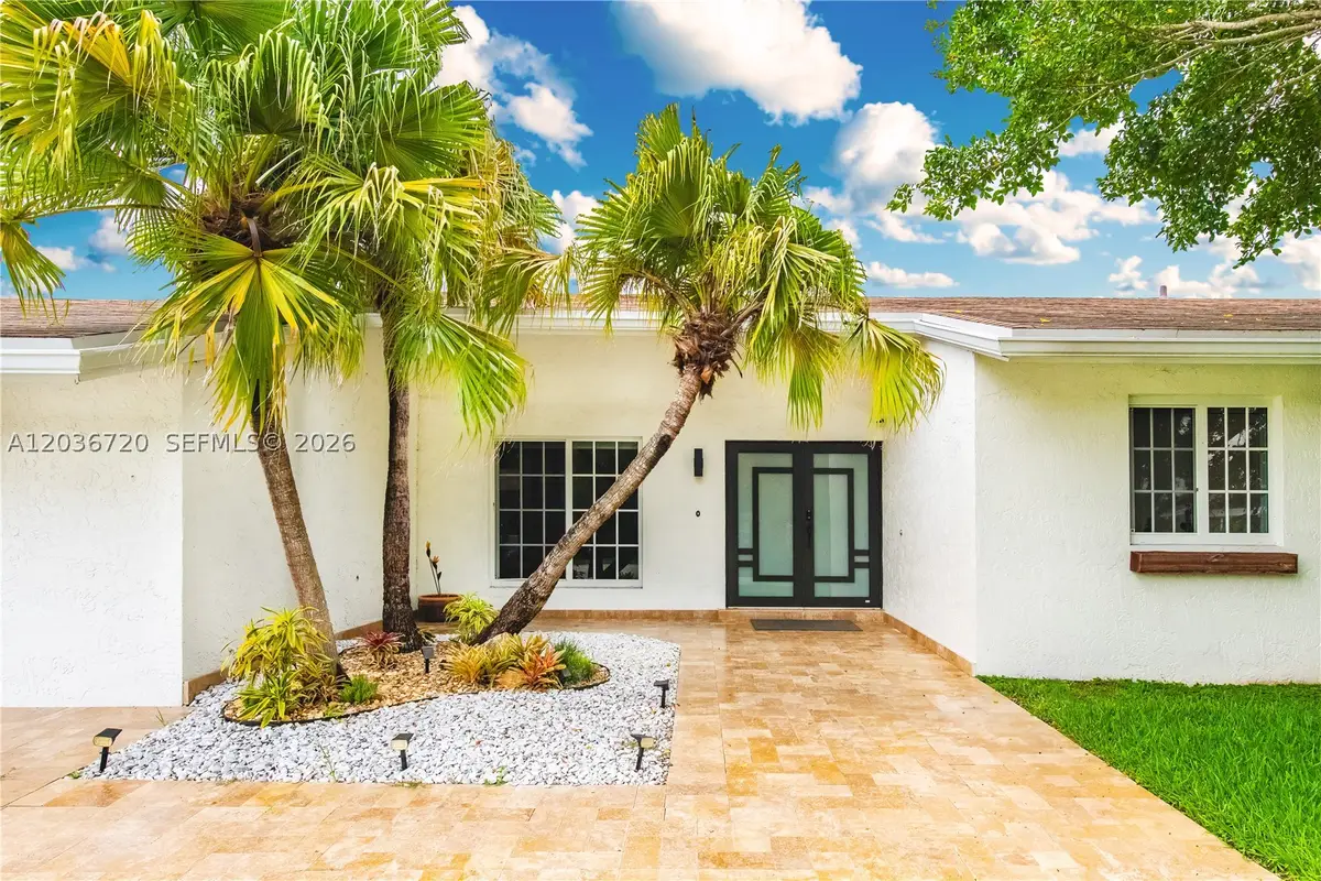 16571 Lake Tree Dr, Weston, FL 33326 - #1