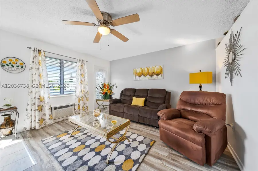 15610 NE 6th Ave #34C, Miami, FL 33162 - #3