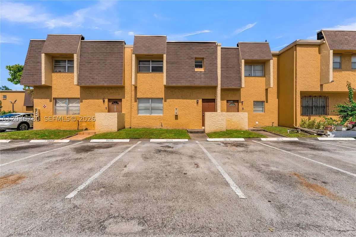 5653 Blueberry Ct # 2, Lauderhill, FL 33313 - #1