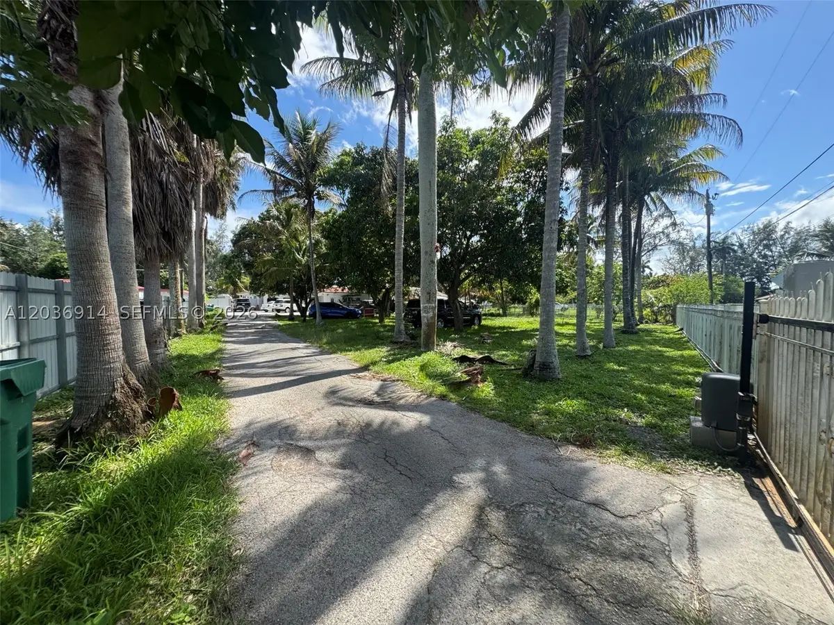 Address Withheld By Seller, Miami, FL 33167 - #1
