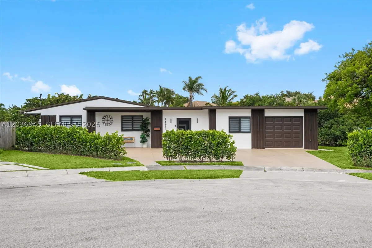 1178 Grant St, Hollywood, FL 33019 - #1