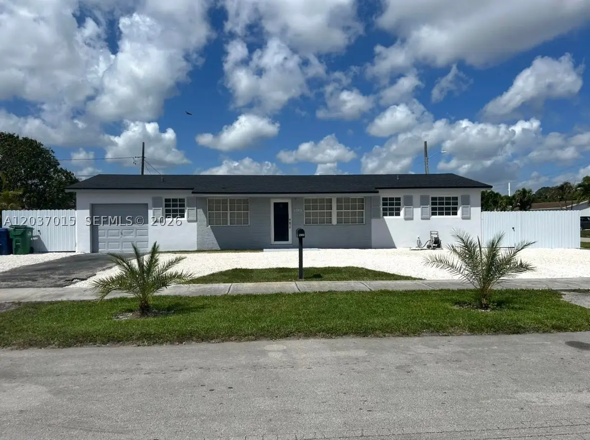 2765 NW 212th St, Miami Gardens, FL 33056 - #1