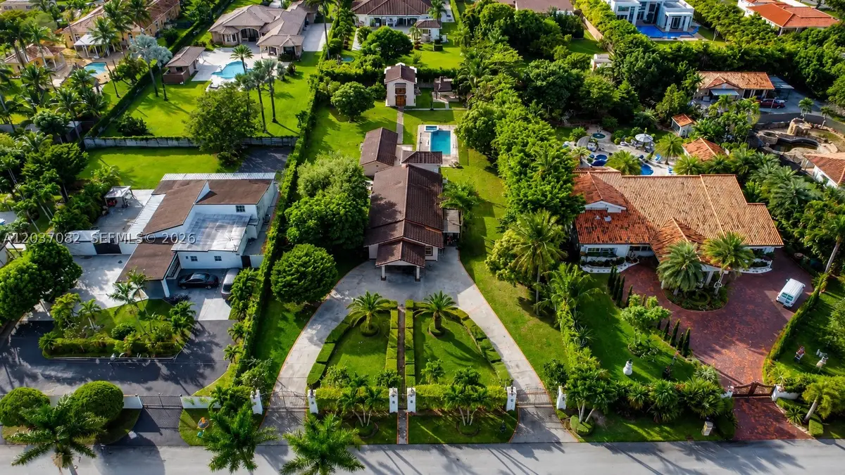 300 SW 123rd Ave, Miami, FL 33184 - #1