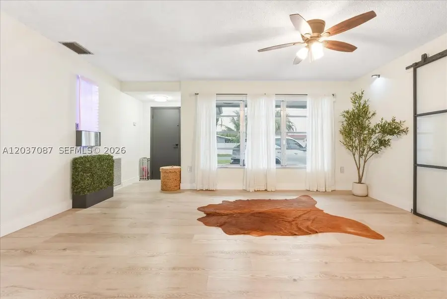 8580 NW 20th Ct, Sunrise, FL 33322 - #3