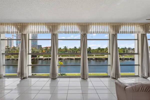 601 Three Islands Blvd #403, Hallandale Beach, FL 33009