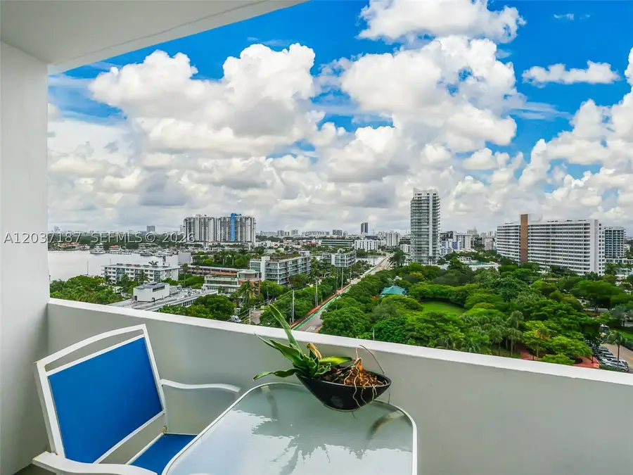 3 Island Ave #14A, Miami Beach, FL 33139 - #2