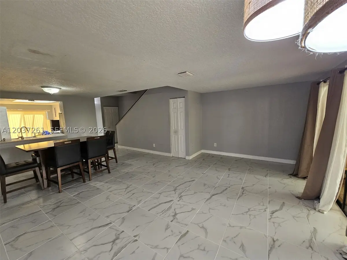 8837 NW 48th St, Sunrise, FL 33351 - #1