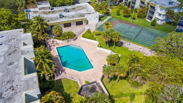 4235 N University Dr #115, Sunrise, FL 33351