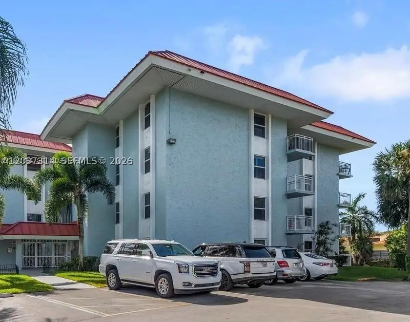 605 S Pine Island Rd #404A, Plantation, FL 33324 - #3