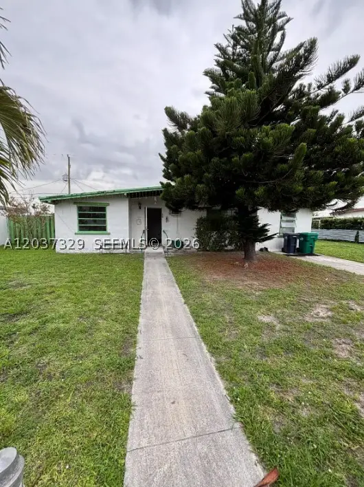11410 SW 44th St, Miami, FL 33165 - #2