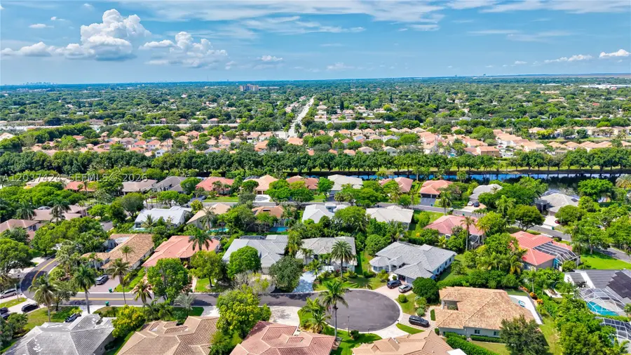 4964 NW 108th Ter, Coral Springs, FL 33076 - #2