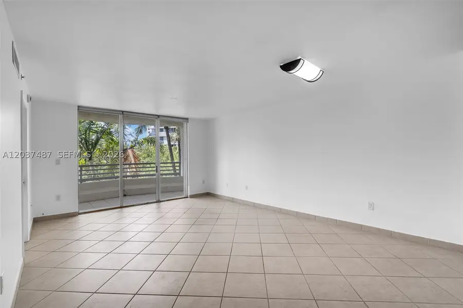 1401 Bay Rd #409, Miami Beach, FL 33139 - #2