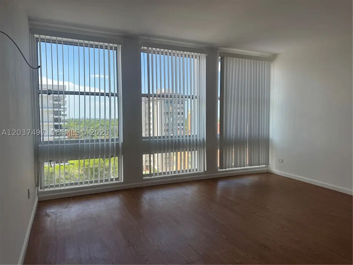 700 Biltmore Way #916, Coral Gables, FL 33134 - #1