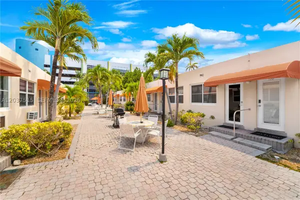 336 Arthur St #118, Hollywood, FL 33019