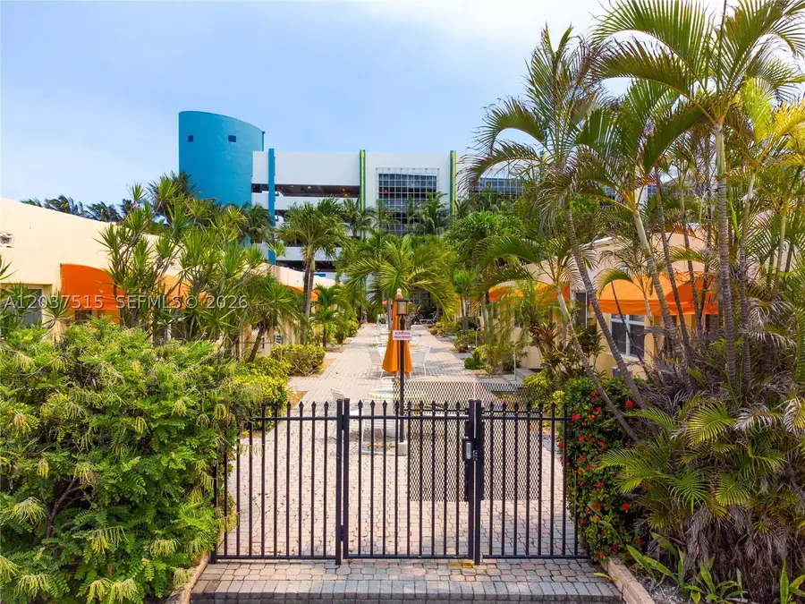 336 Arthur St #118, Hollywood, FL 33019 - #3