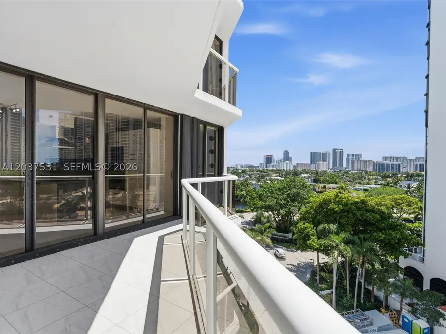 3610 Yacht Club Dr #702, Aventura, FL 33180 - #2