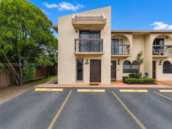 1052 W 79th St #11, Hialeah, FL 33014