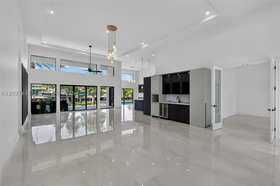 2832 NE 24th Ct, Fort Lauderdale, FL 33305 - #3