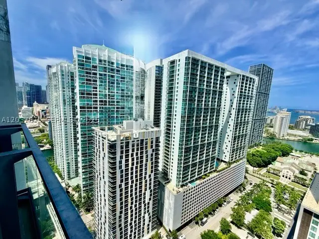 68 SE 6th St #2707, Miami, FL 33131 - #2